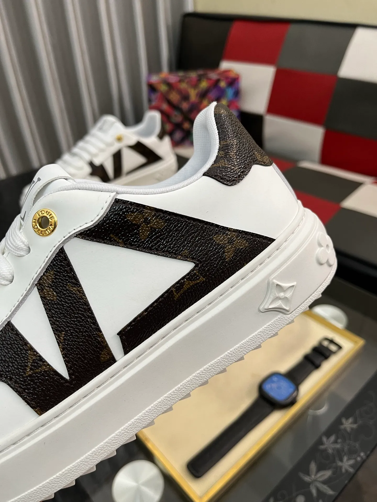 Men's shoes 💰520⌚️⌚️LV Louis Vuitton. The latest fashionable casual shoes are popular in physical stores. New spring and summer comfortable imported custom original cowhide, unique jacquard fabric element design. With sheepskin lining, Lv original bottom, [sun][sun] high-end packaging and high quality💪Details determine the quality, you can enter and leave the counter at will, welcome to compare🇮🇹Number of sizes 38-445️⃣Color options available